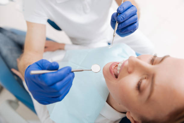Best Wisdom Tooth Removal  in Pembroke Park, FL